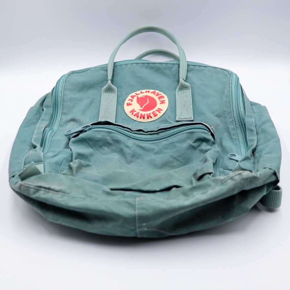 Fjällräven Kånken Backpack Unisex Frost Green Vinylon Classic Outdoor School Bag - Picture 8 of 16